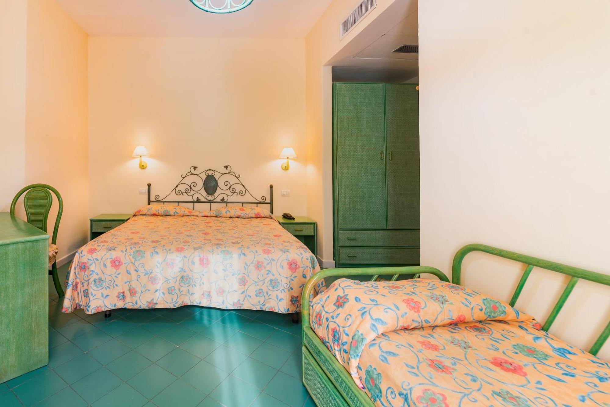 温泉字卡梅拉酒店 Forio di Ischia 外观 照片